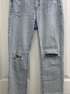INC DENIM STRAIGHT Light Wash Distressed Jeans